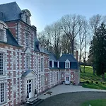 Chateau De Πανσιόν 4*