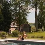 Chateau De Πανσιόν 4*