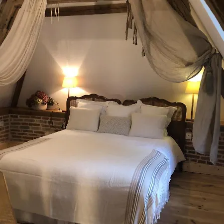 بيت ضيافة Chateau De 4*
