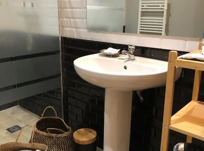 Chateau De Vauchelles-les-Domart