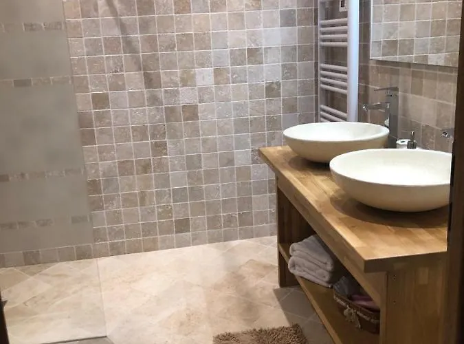 Chateau De Vauchelles-les-Domart