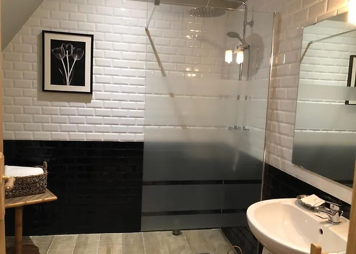 Chateau De Guest house 4*