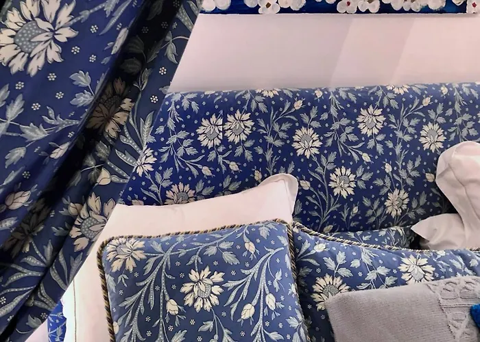 Guest house Chateau De