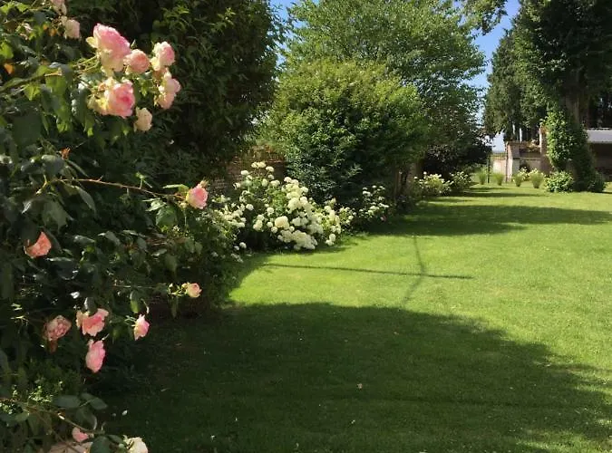 Chateau De Guest house 4*